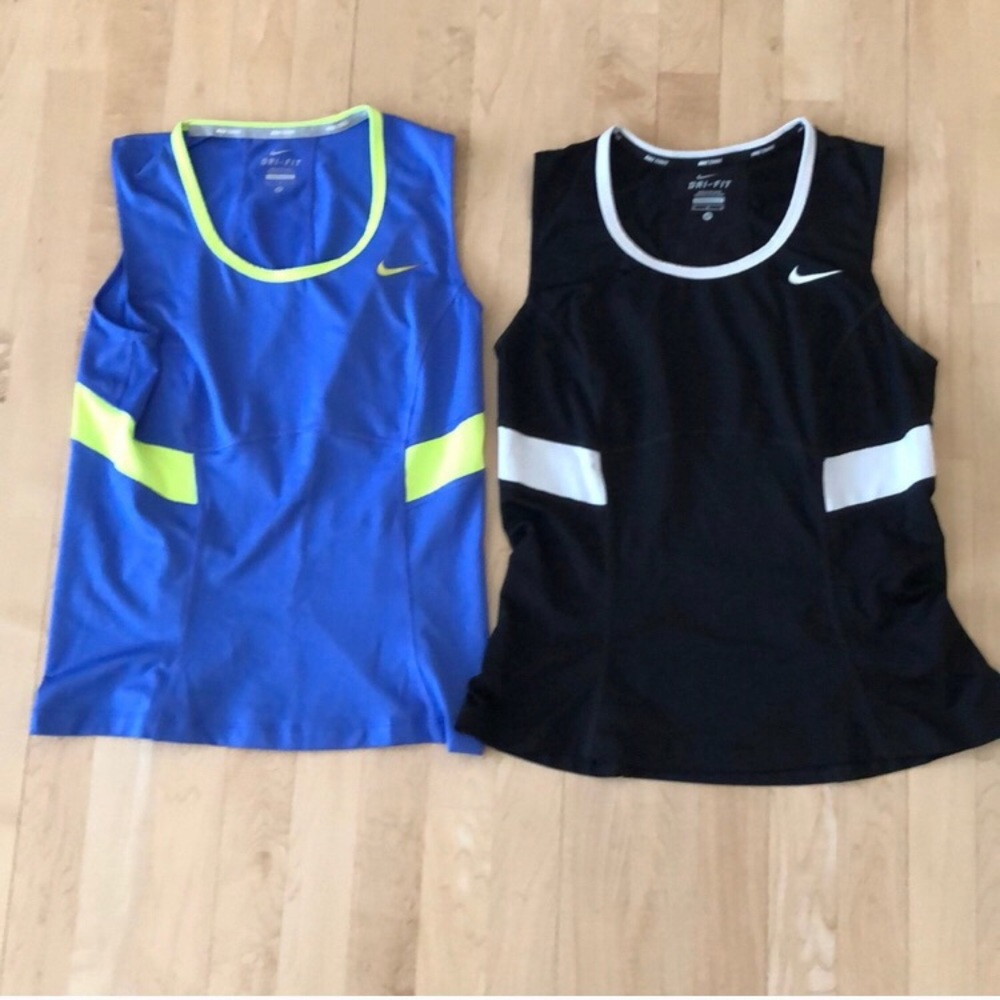 TWO Nike Border Tennis Tanks Bundle Size Medium